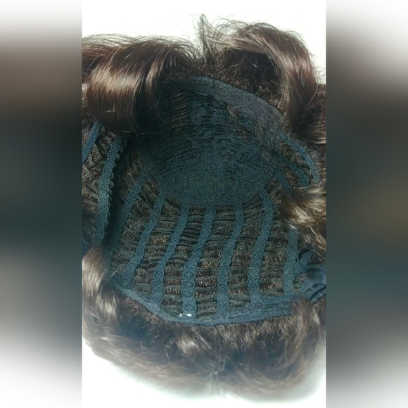 Rene of Paris Jamie, Y2K style wig, 2348 Dark brown, Short Sleek - Picture 7 of 9